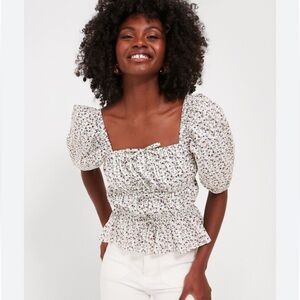 NWT‎ TUCKERNUCK BLOUSE